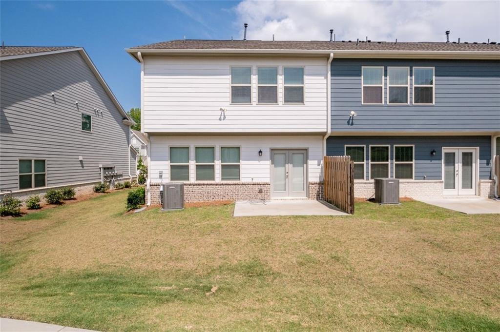 2160 Lanier Harbor Pointe