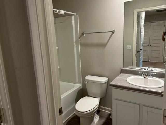 6904 Rogers Point