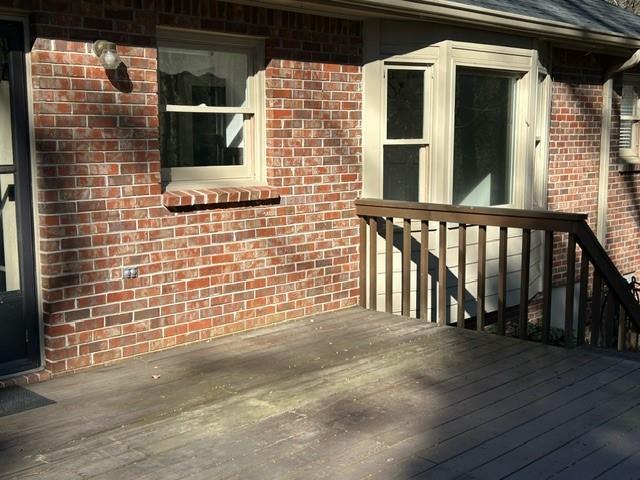 2122 Meadow Hurst Lane
