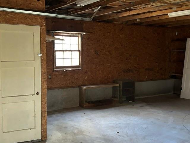 2122 Meadow Hurst Lane