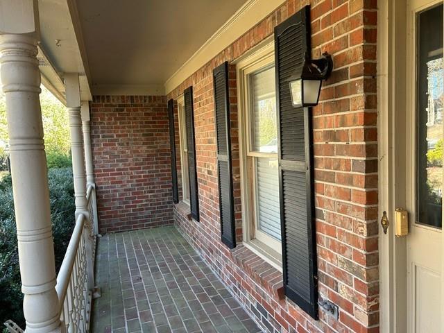 2122 Meadow Hurst Lane