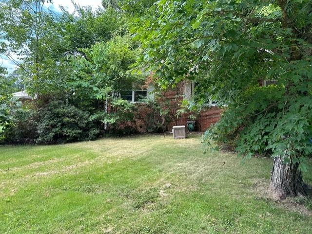 1215 Eastview Road