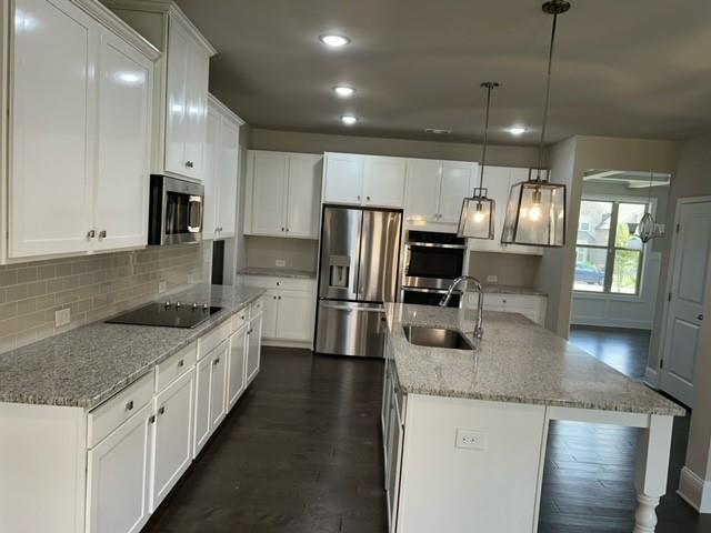 4404 Blue River Drive