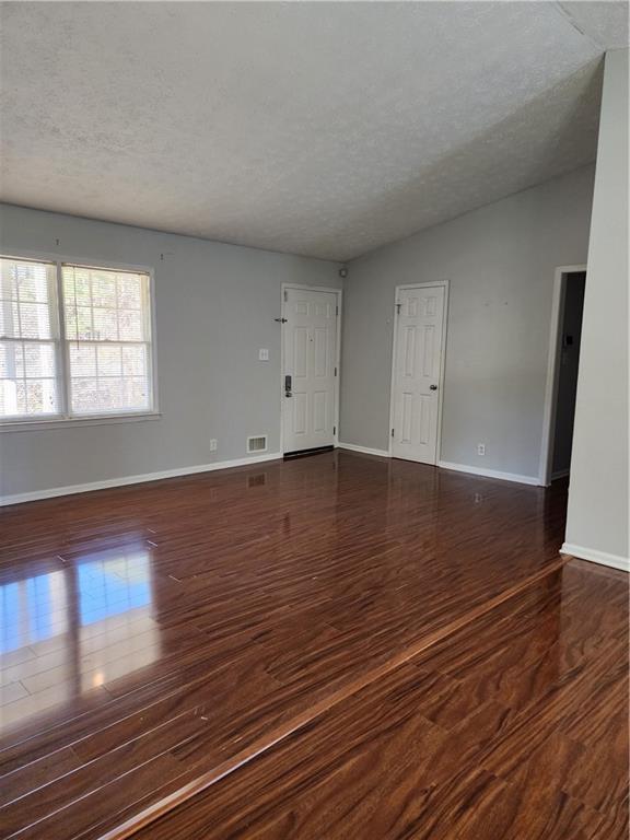 782 Bankshire Drive