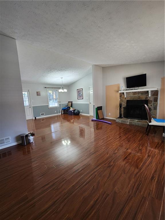 782 Bankshire Drive