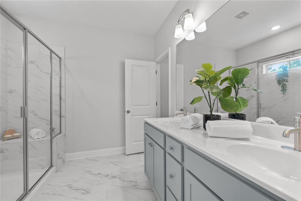 3715 Via Nuova Lane