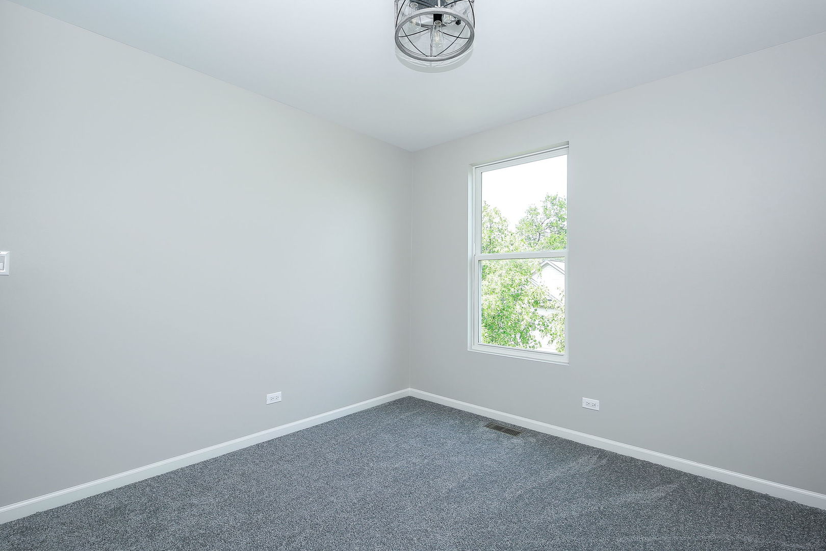 635 Conservatory Lane Unit: 635