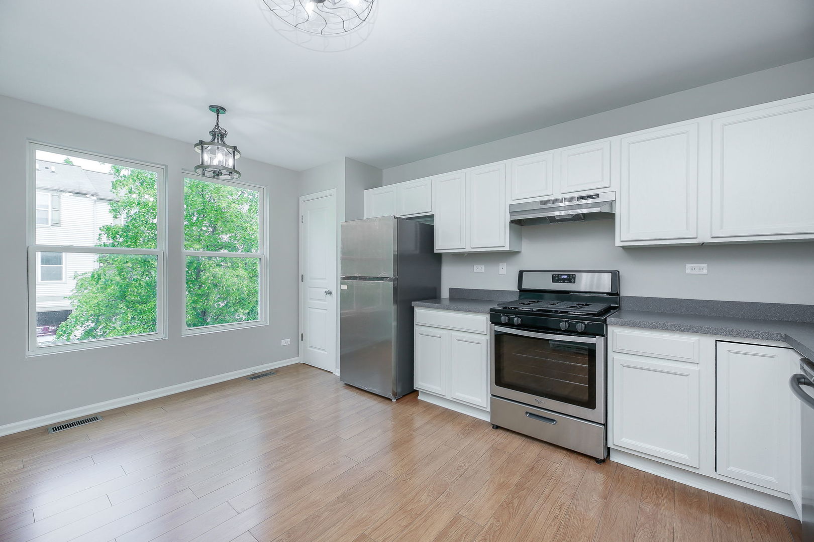 635 Conservatory Lane Unit: 635