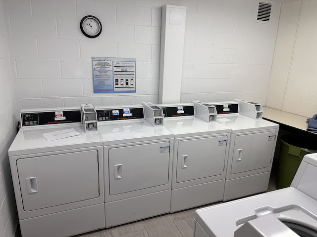 1001 N Mill Street Unit: 211