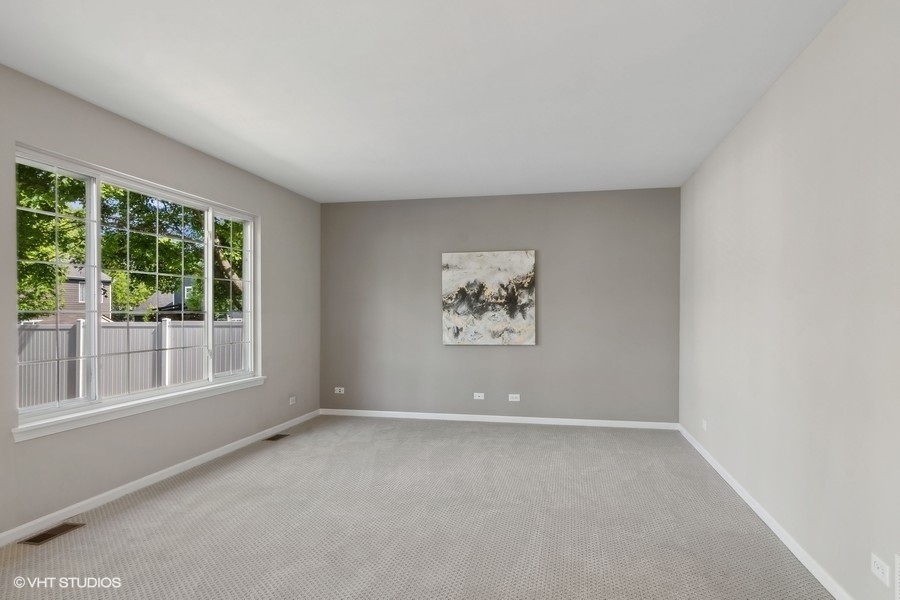1759 NAPOLEON Drive
