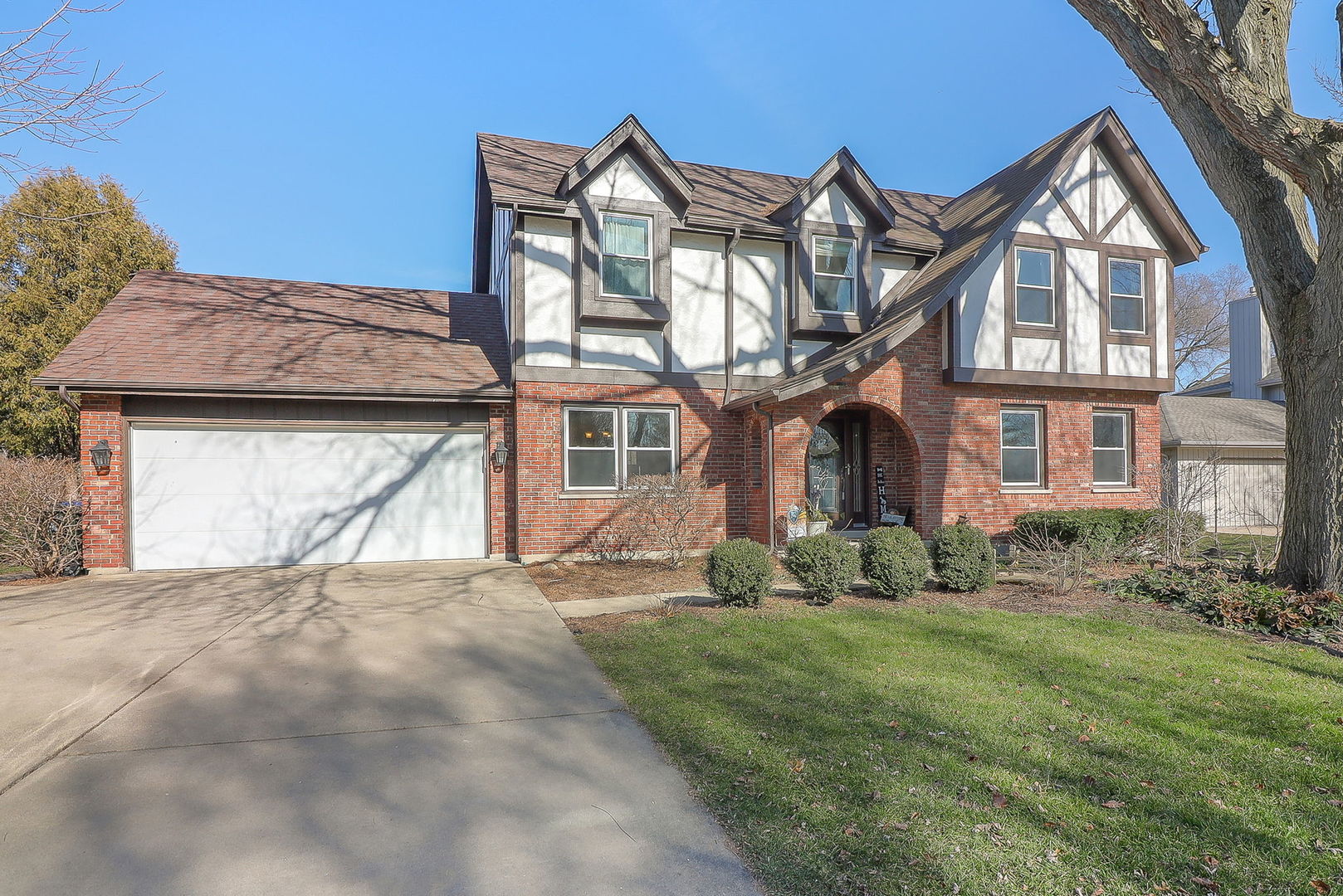 1105 Hidden Spring Drive