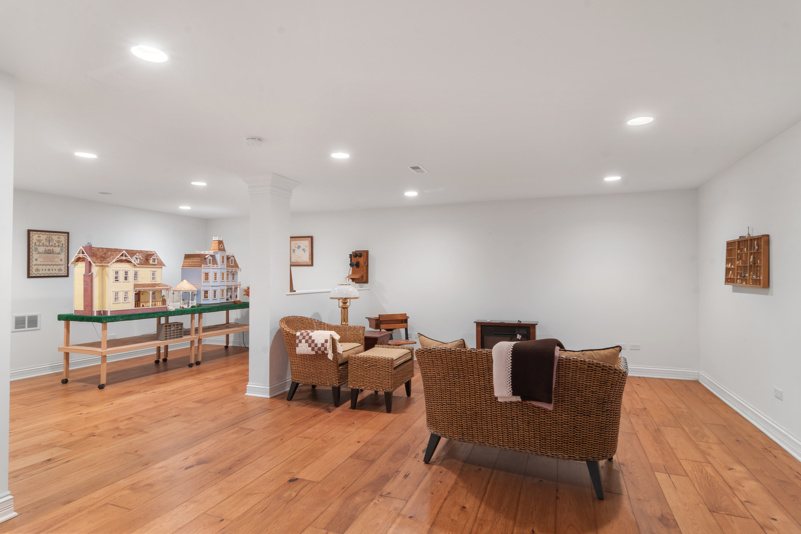 1258 Stonebriar Court