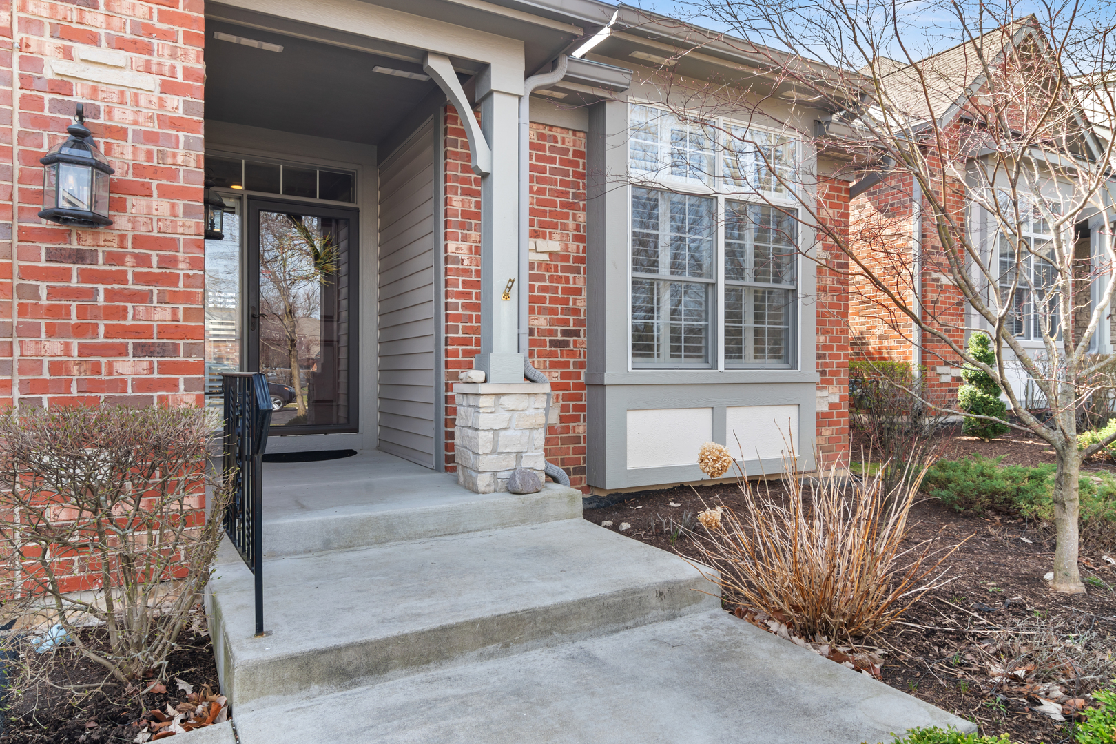 1258 Stonebriar Court