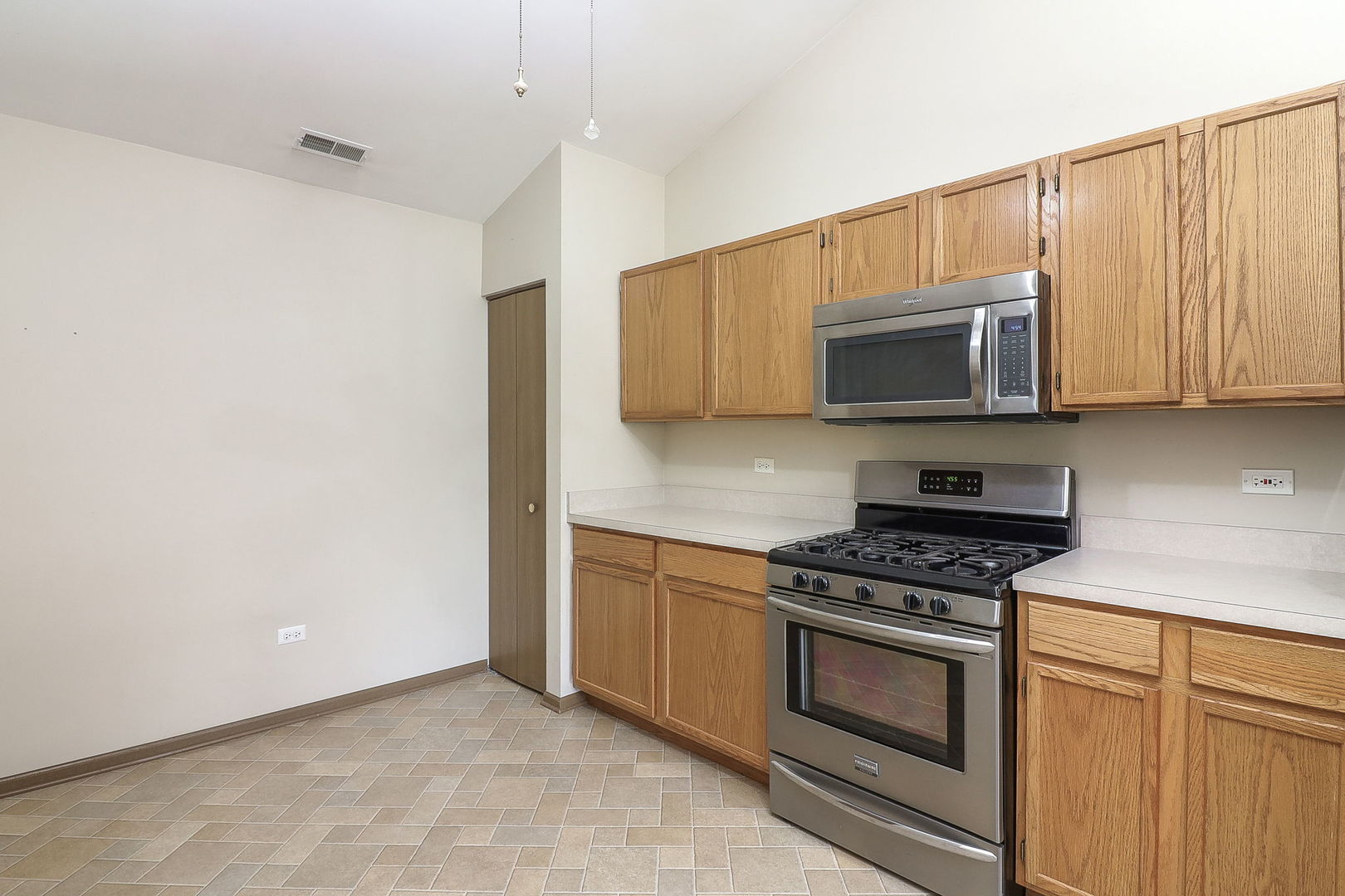 13907 S Bristlecone Drive Unit: C