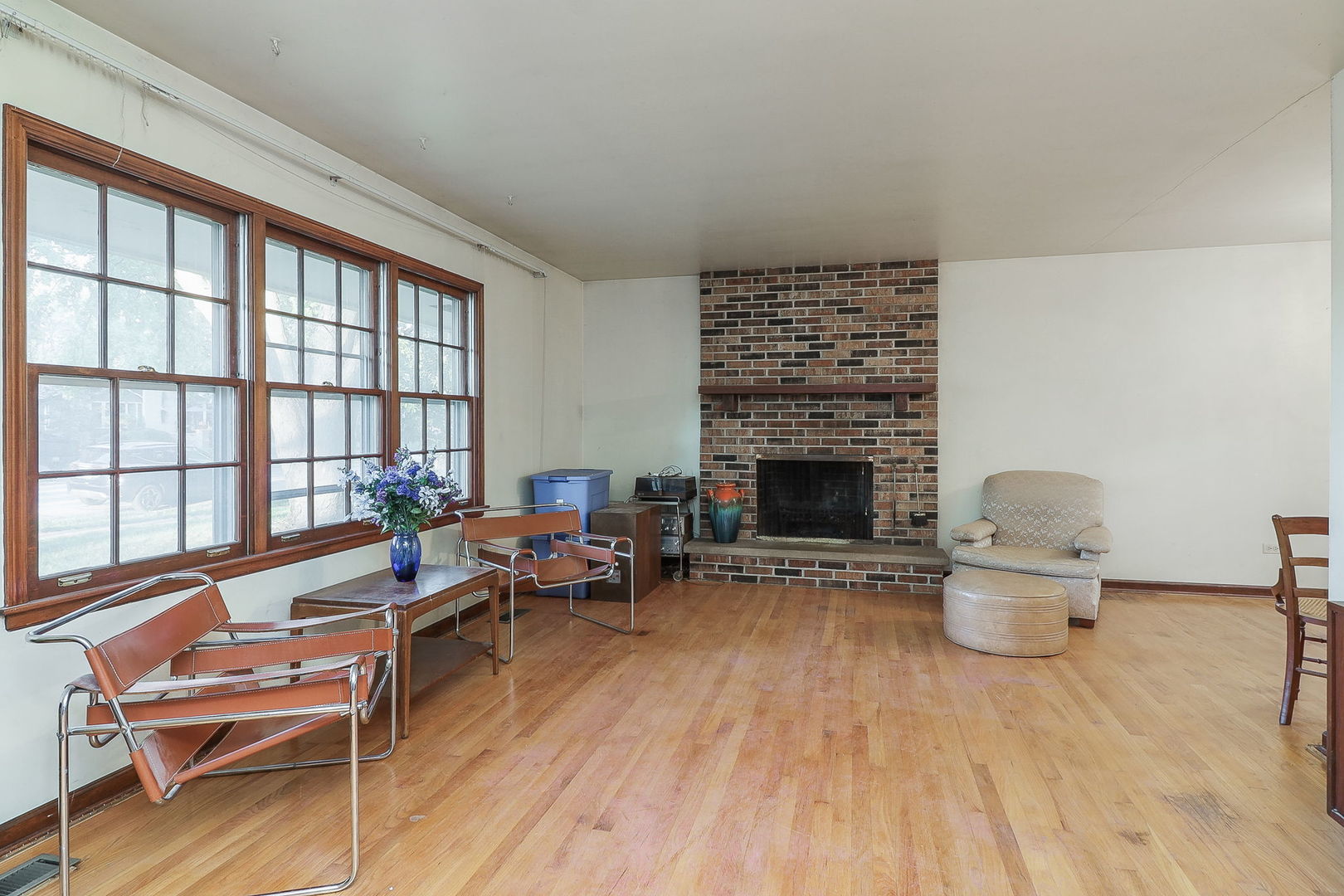 116 Waxwing Avenue