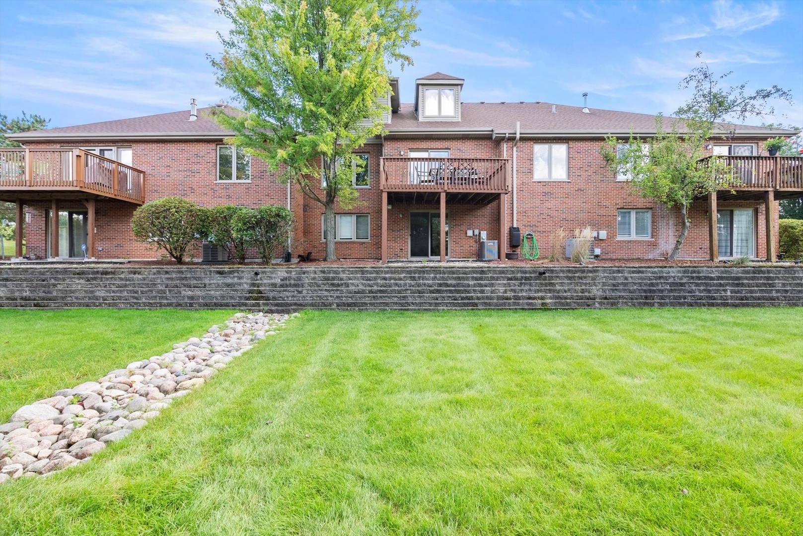 446 Meadows Edge Lane