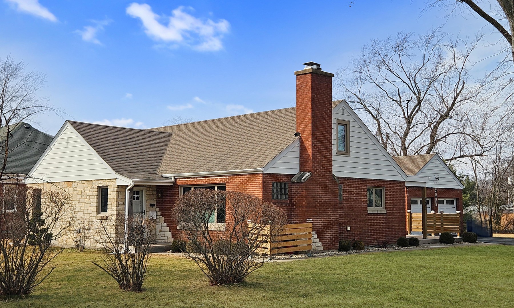 301 W Exchange Street