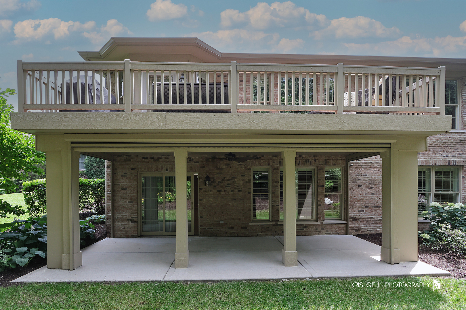 835 Woodglen Lane