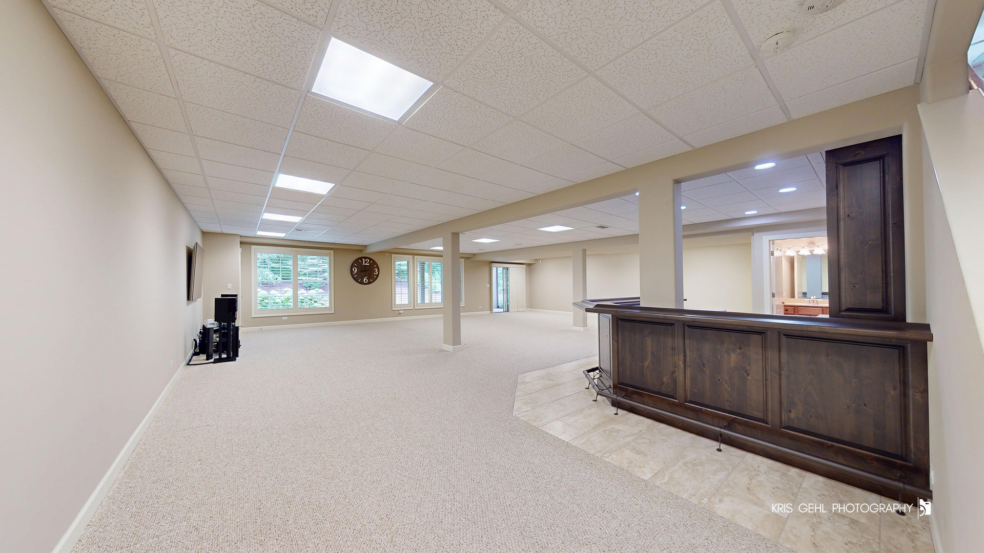 835 Woodglen Lane