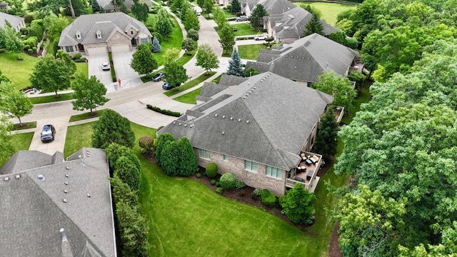 835 Woodglen Lane