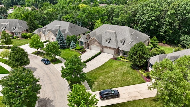 835 Woodglen Lane