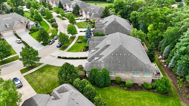 835 Woodglen Lane