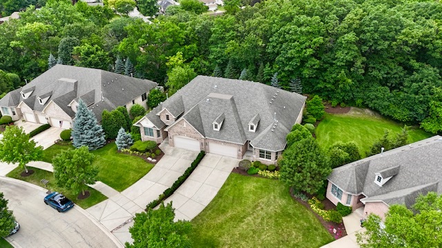 835 Woodglen Lane