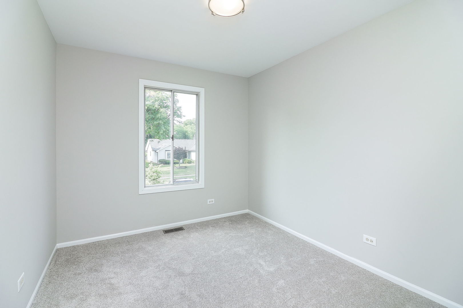 1302 Haverhill Circle