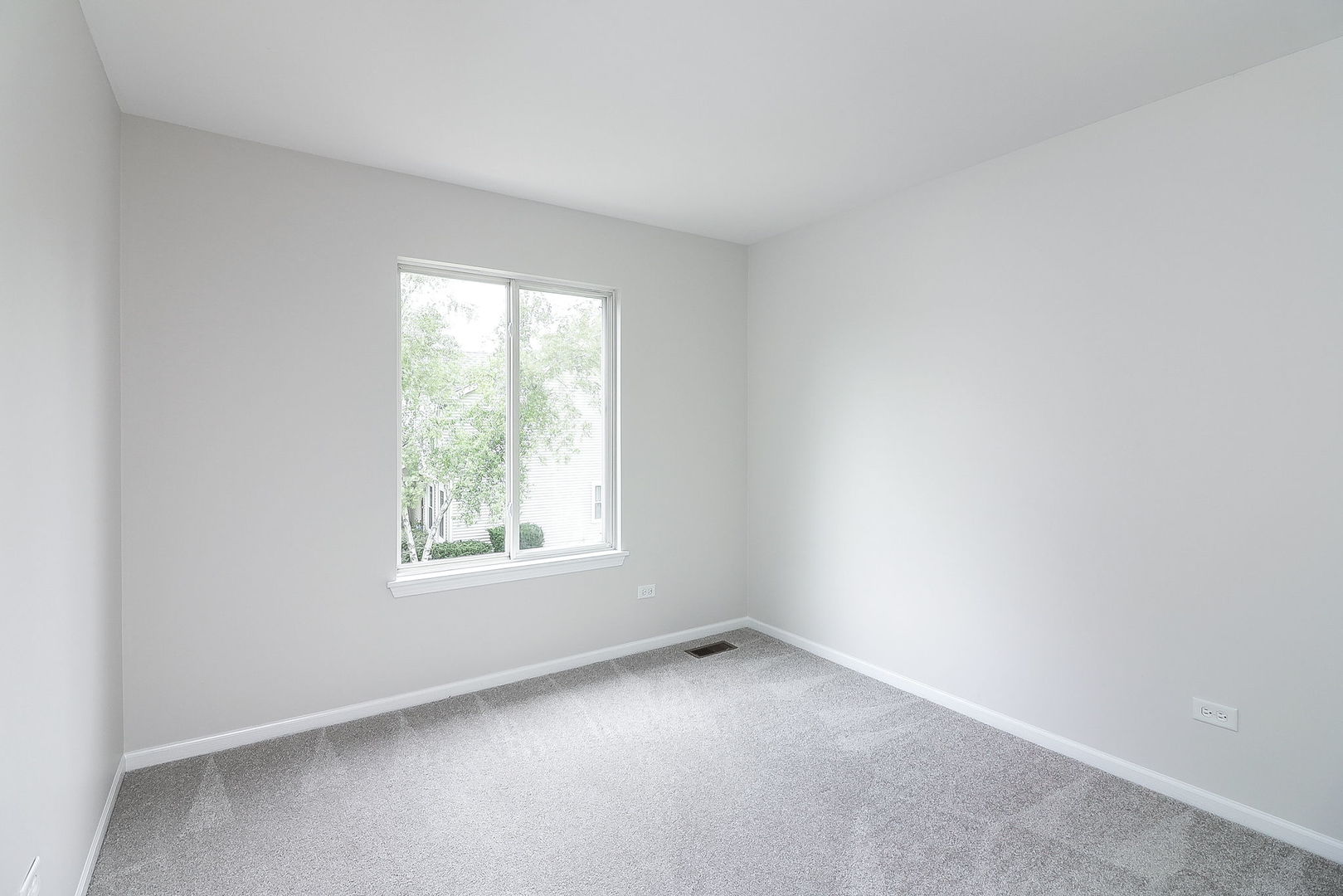 939 Lowell Lane