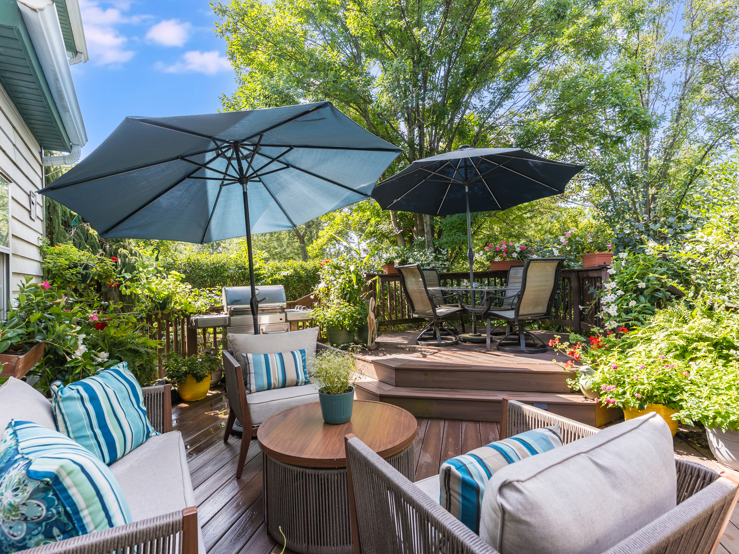 1437 Pinetree Drive