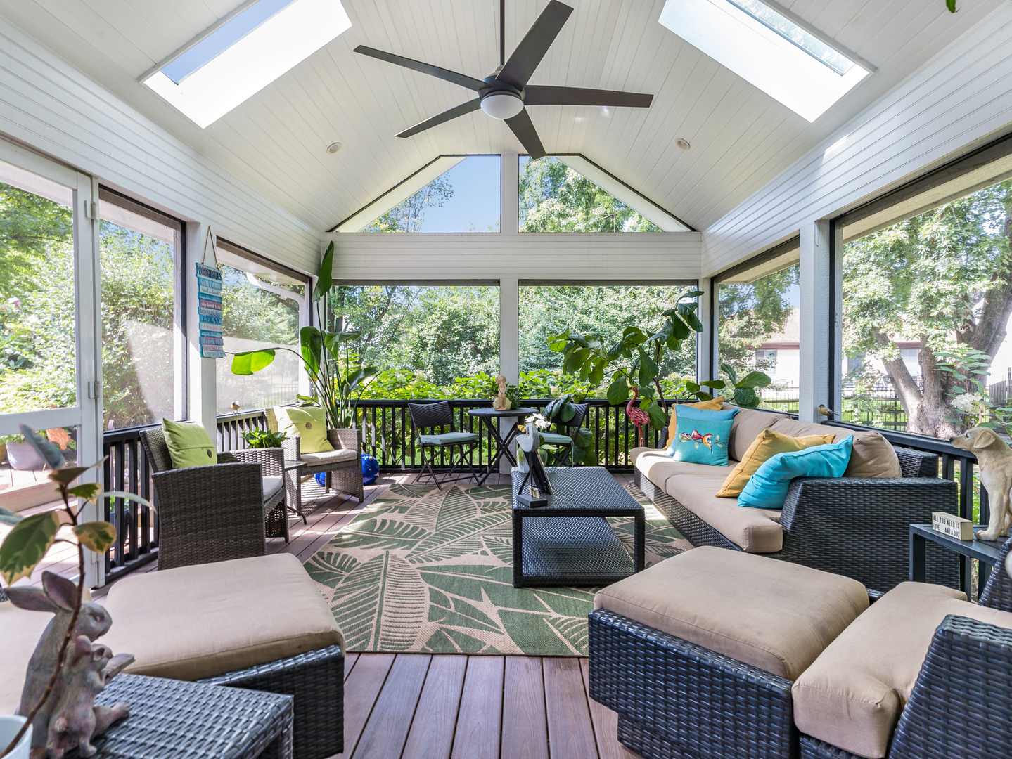1437 Pinetree Drive