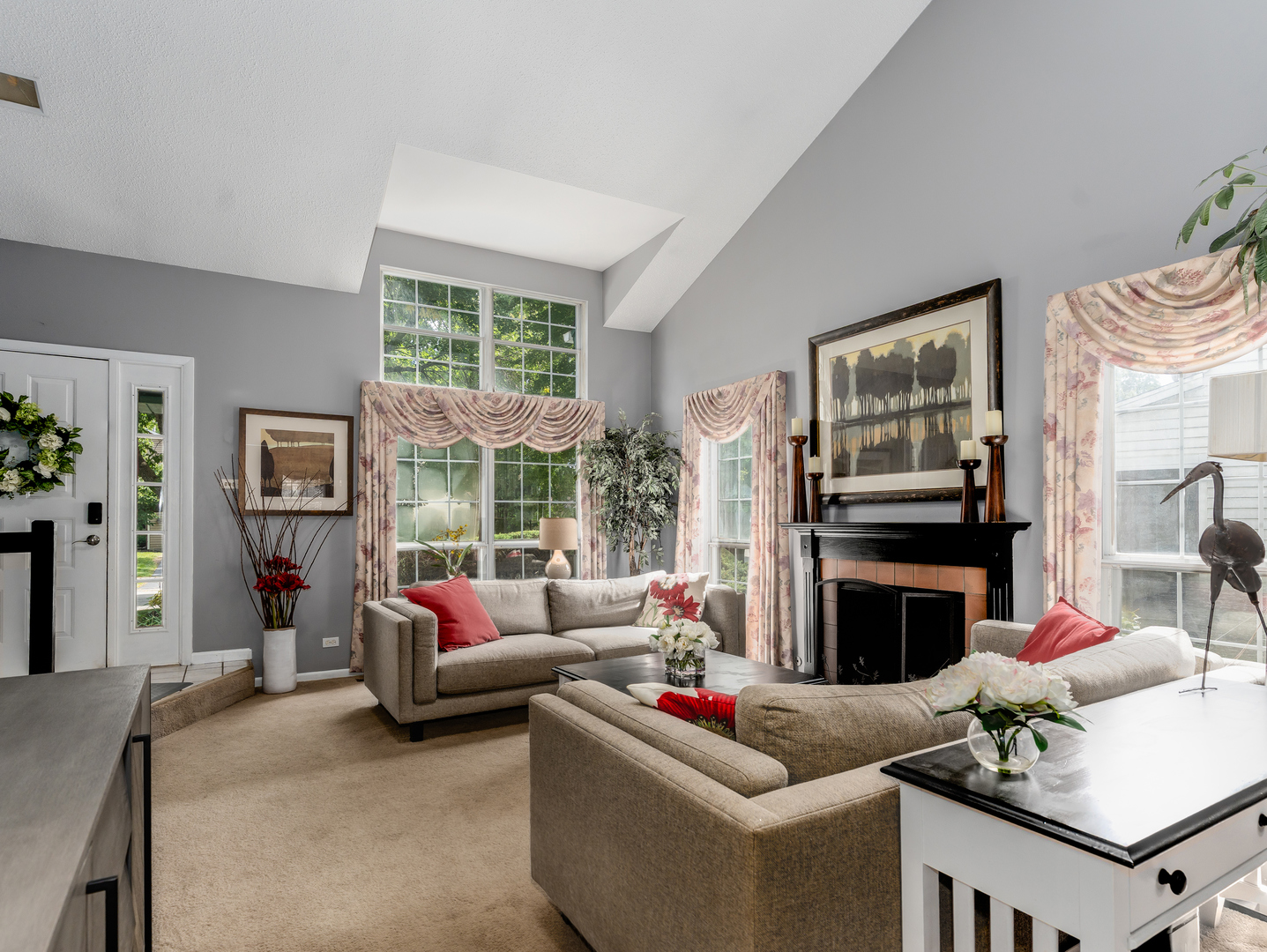 1437 Pinetree Drive