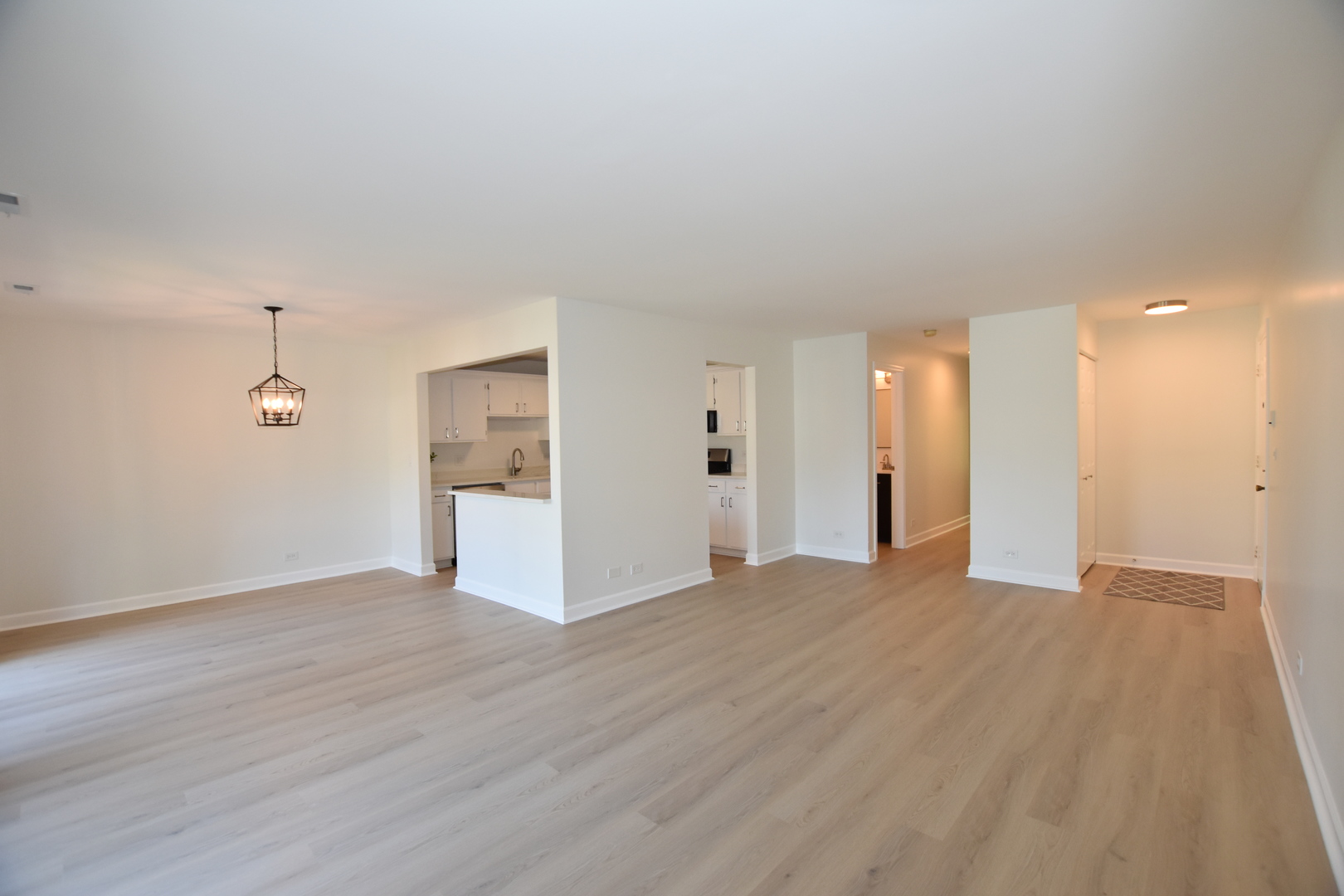 43 Glencoe Court Unit: 202B