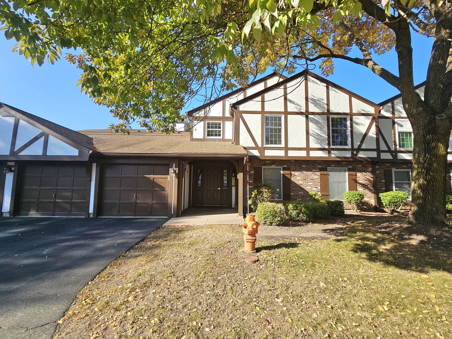 43 Glencoe Court Unit: 202B