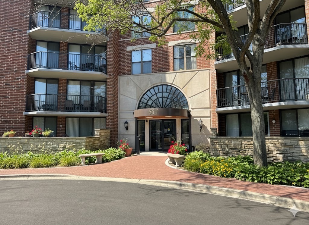 511 Aurora Avenue Unit: 116