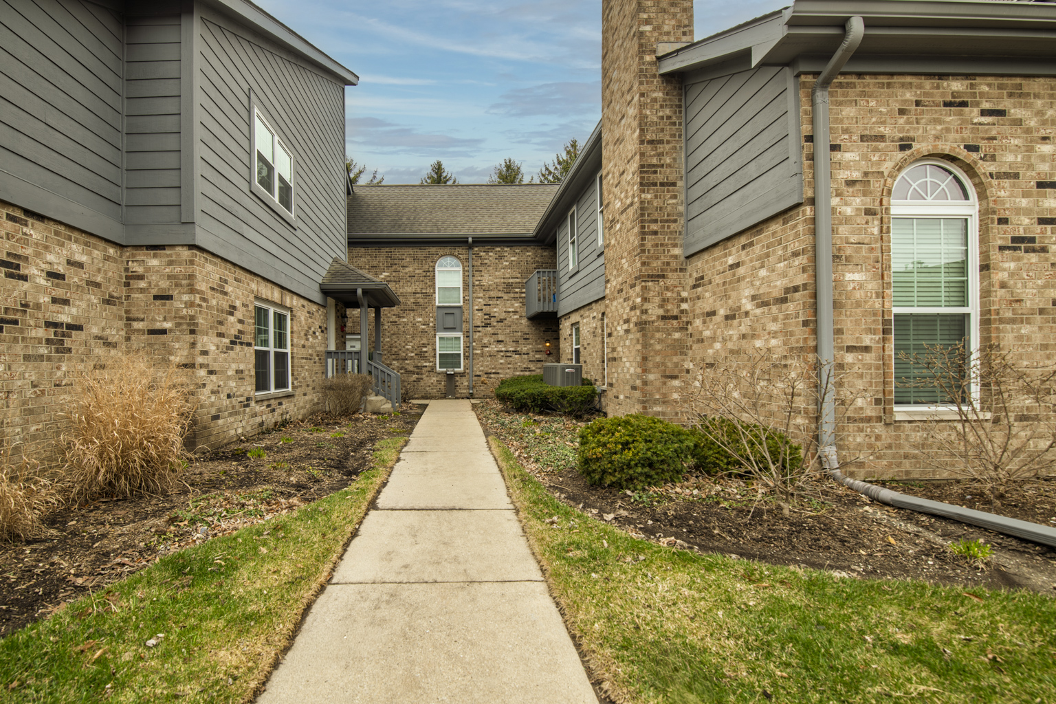 43 Foxcroft Road Unit: 43-127