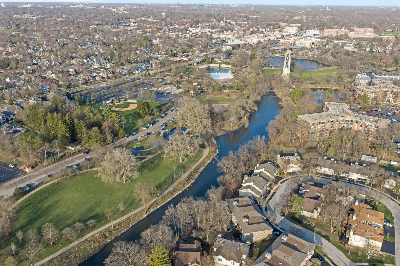 530 RIVER FRONT Circle Unit: 608