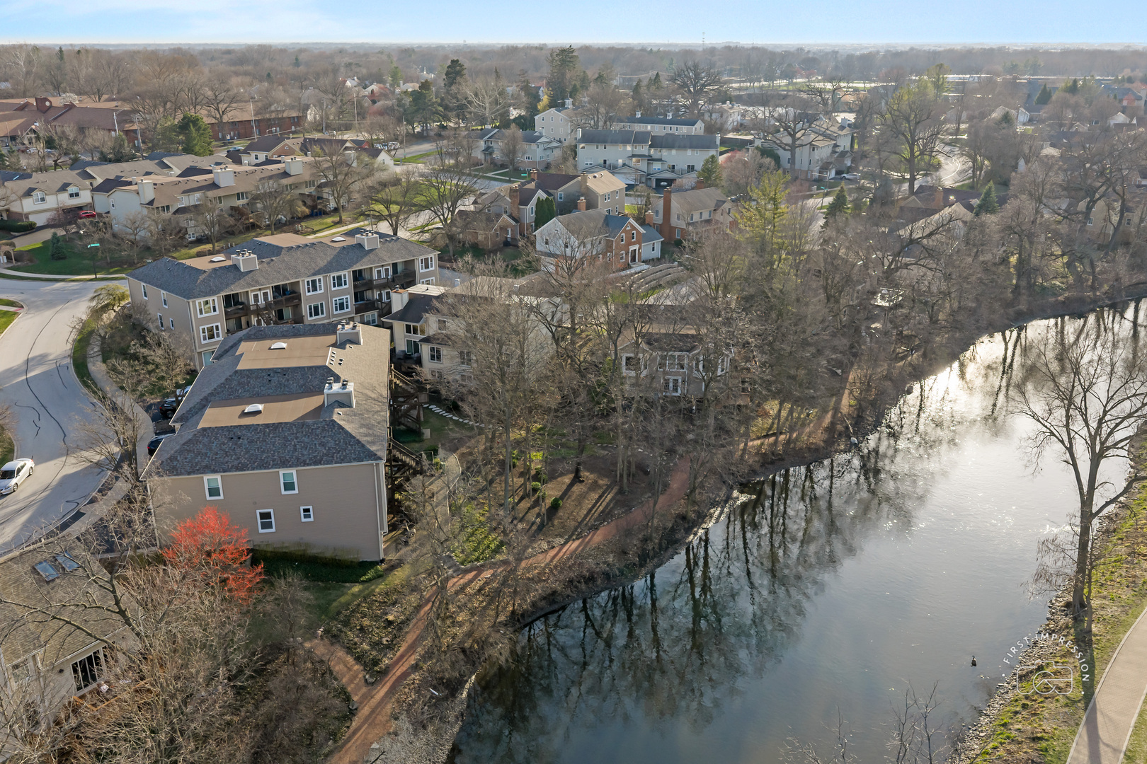 530 RIVER FRONT Circle Unit: 608