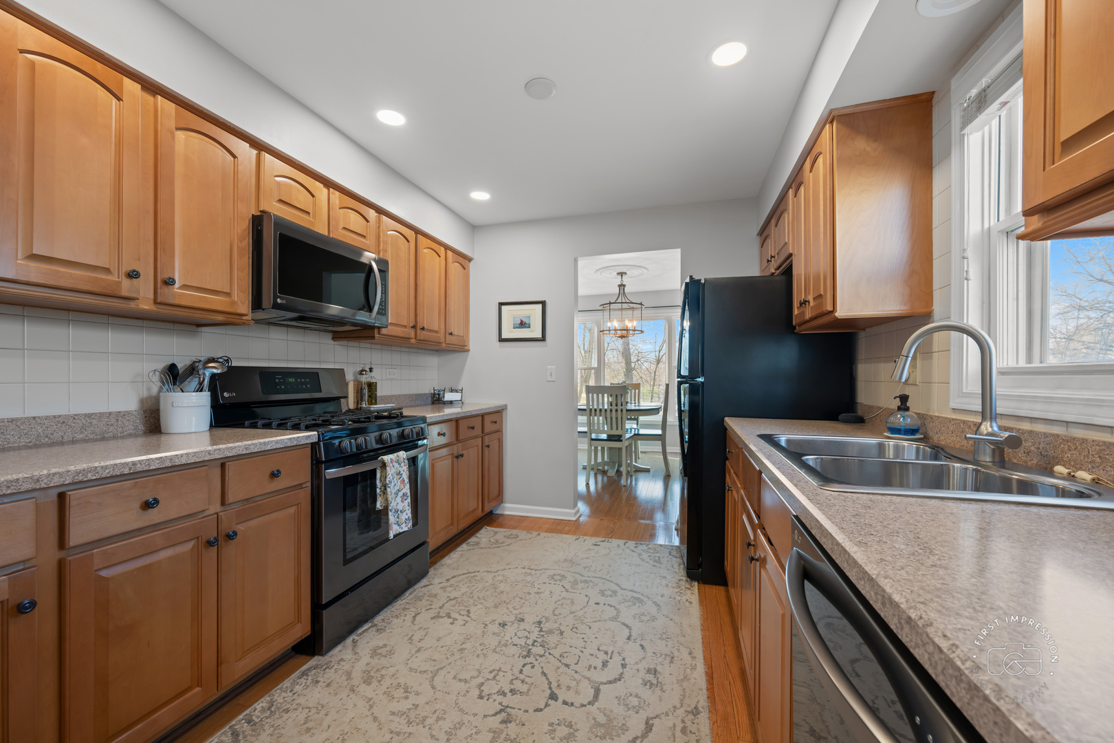530 RIVER FRONT Circle Unit: 608