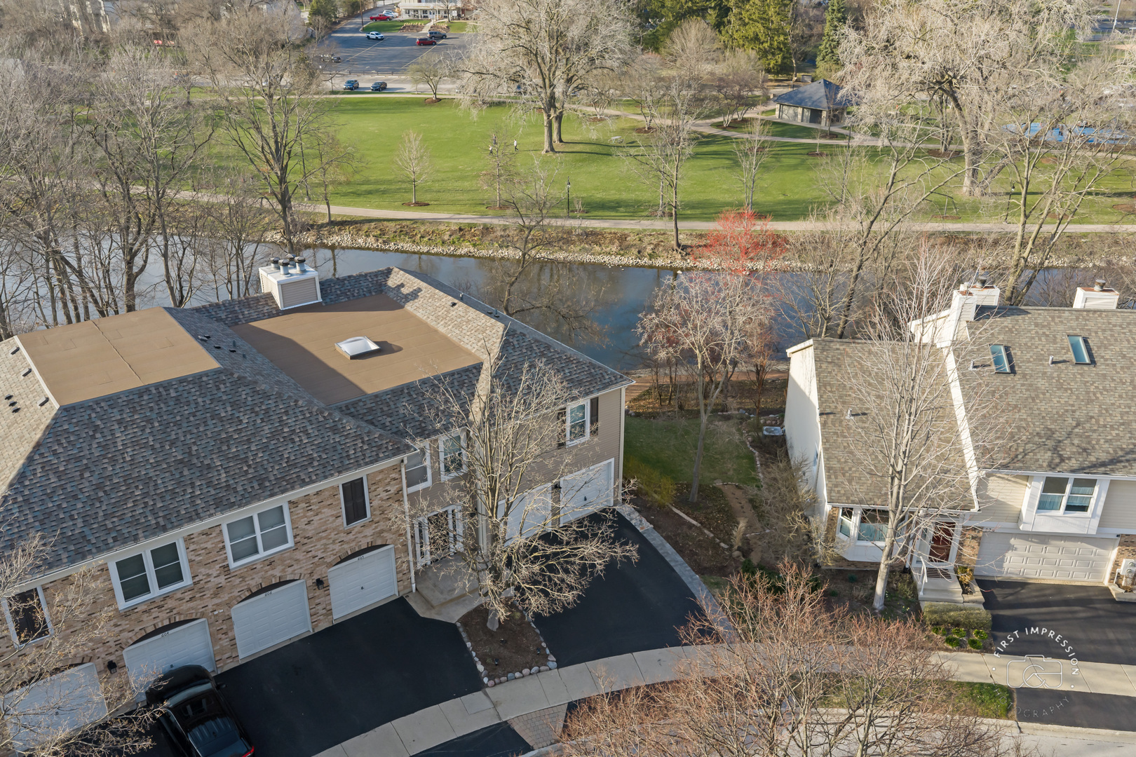 530 RIVER FRONT Circle Unit: 608