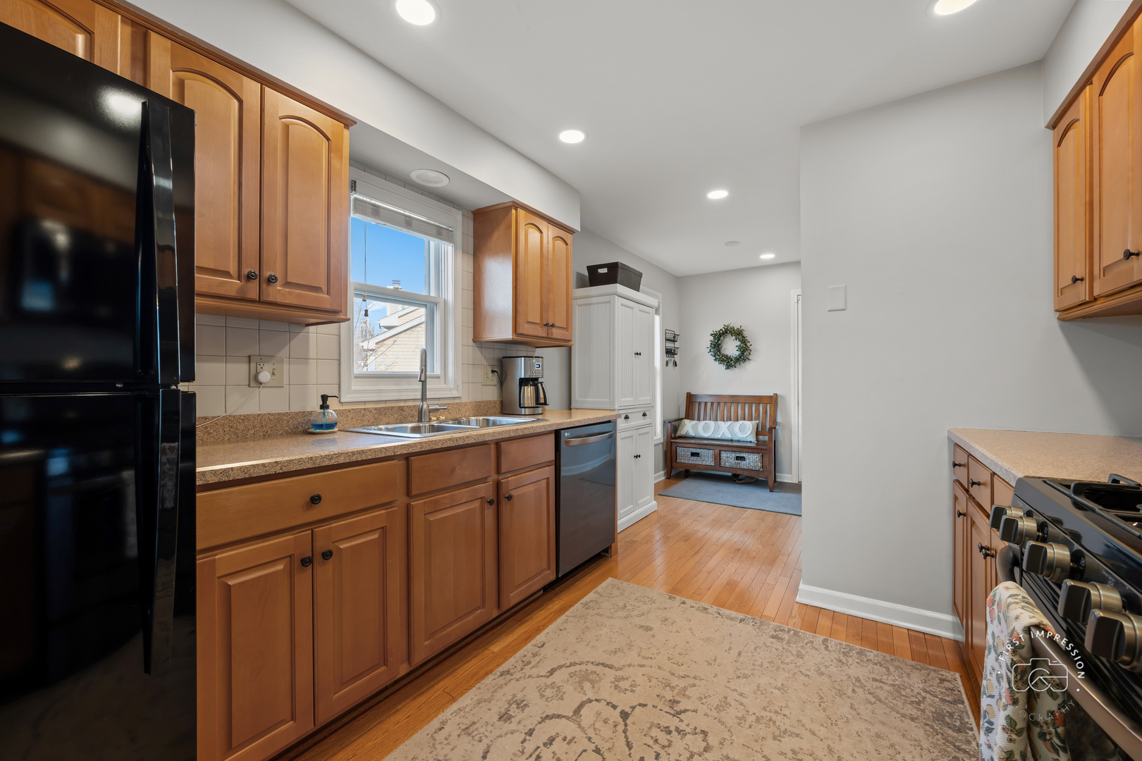 530 RIVER FRONT Circle Unit: 608