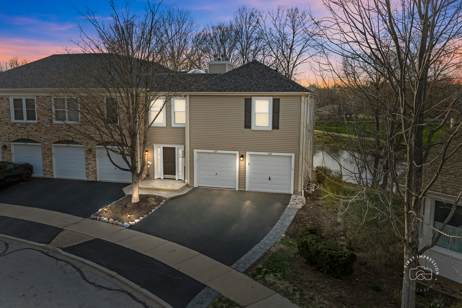530 RIVER FRONT Circle Unit: 608
