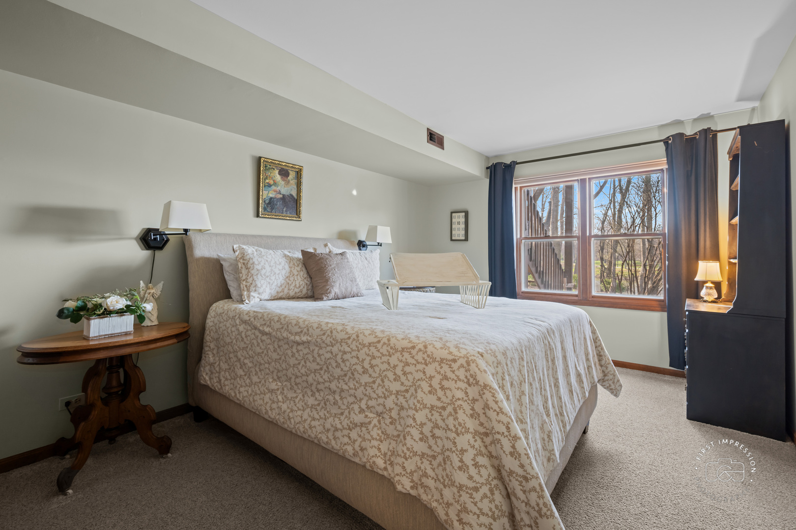 530 RIVER FRONT Circle Unit: 608