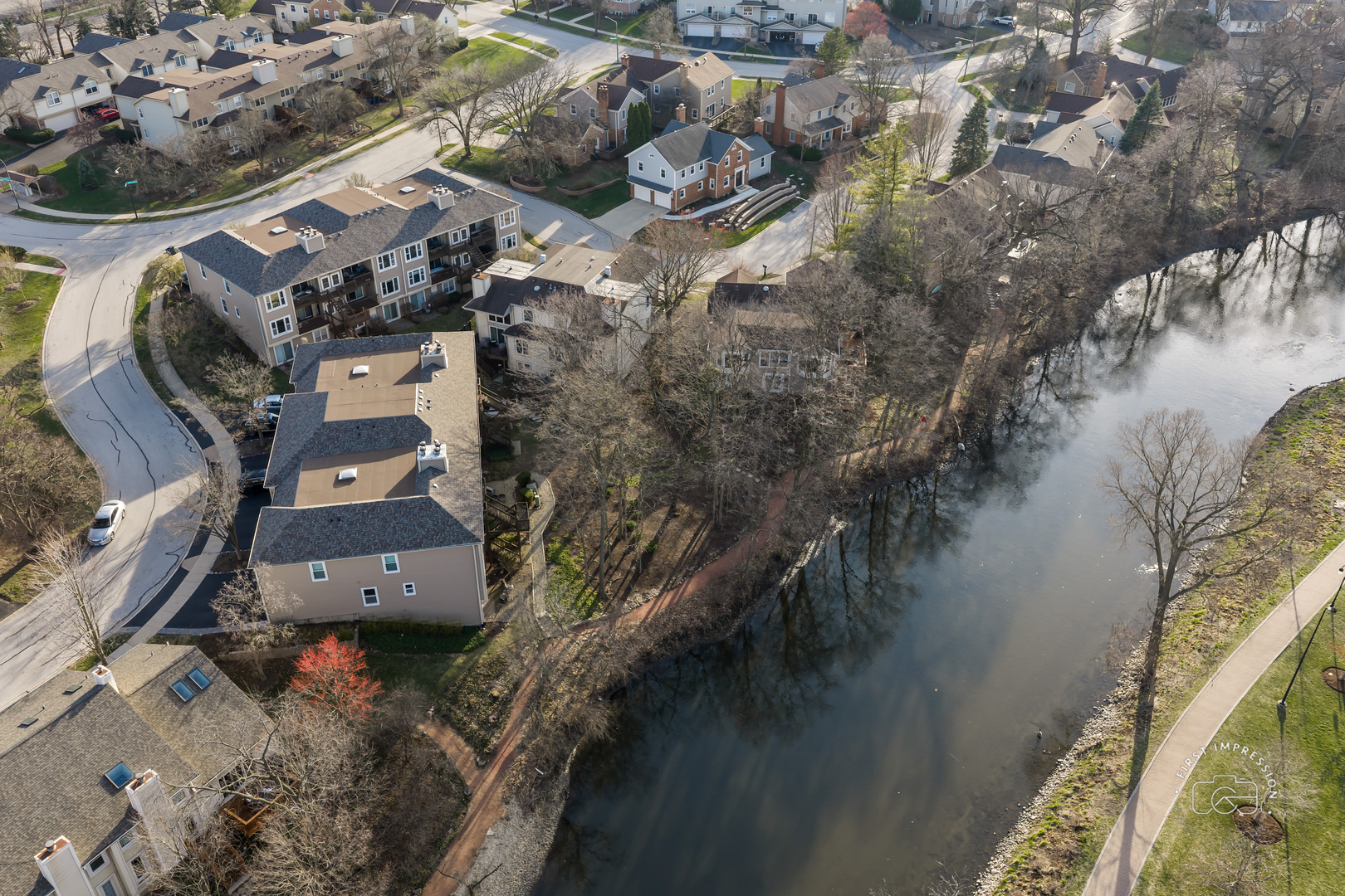 530 RIVER FRONT Circle Unit: 608