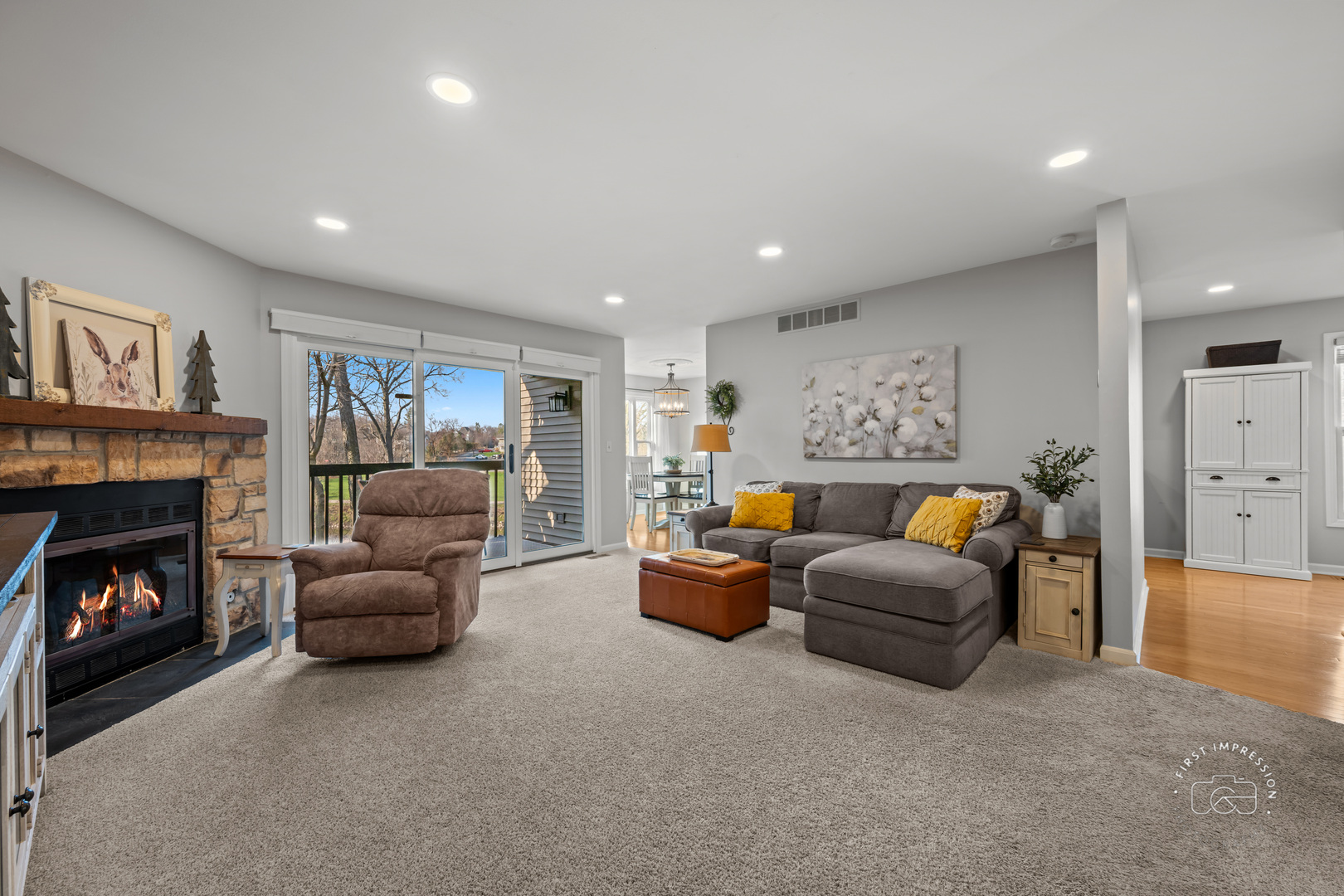 530 RIVER FRONT Circle Unit: 608