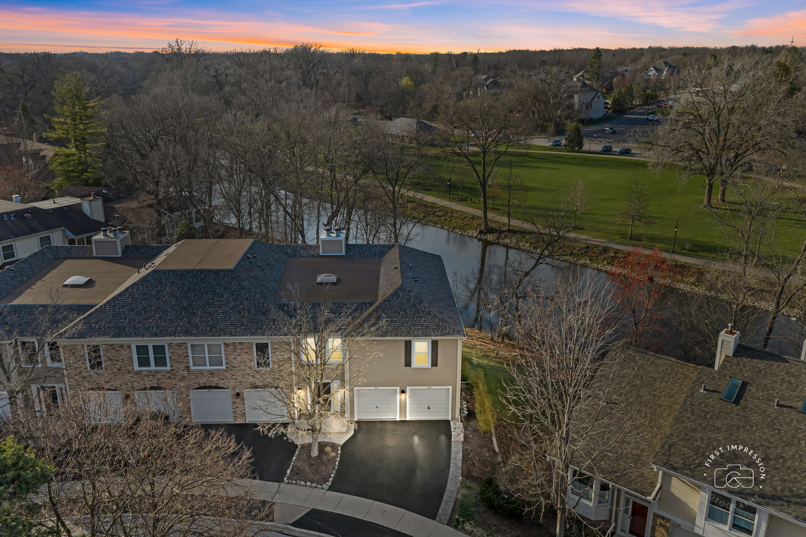 530 RIVER FRONT Circle Unit: 608