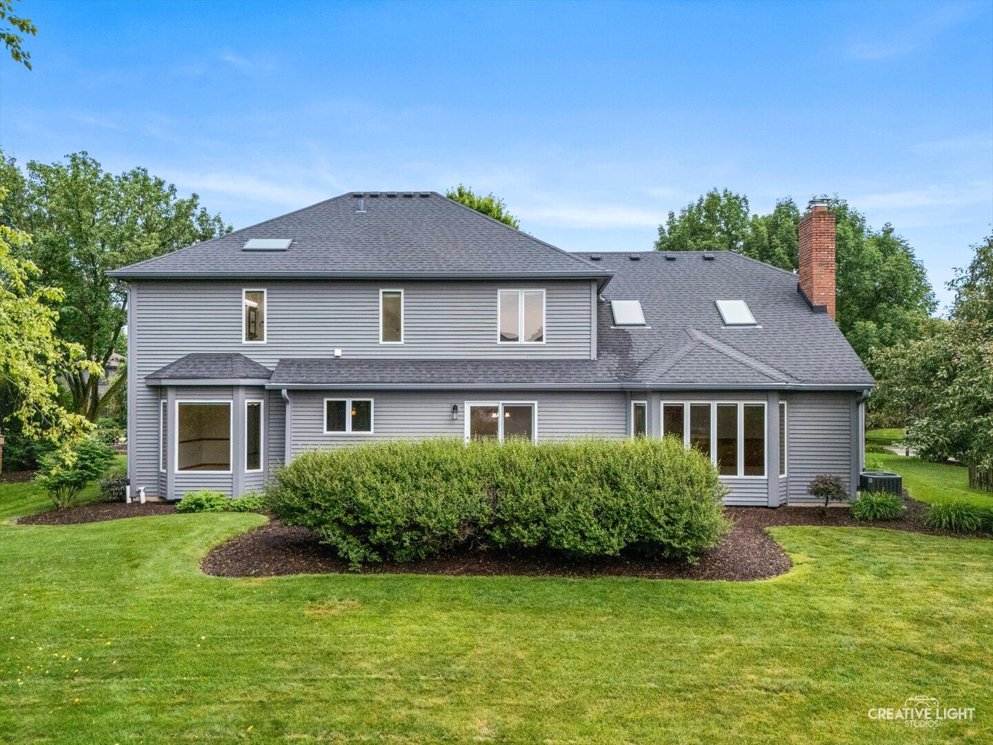 3816 Mandeville Lane