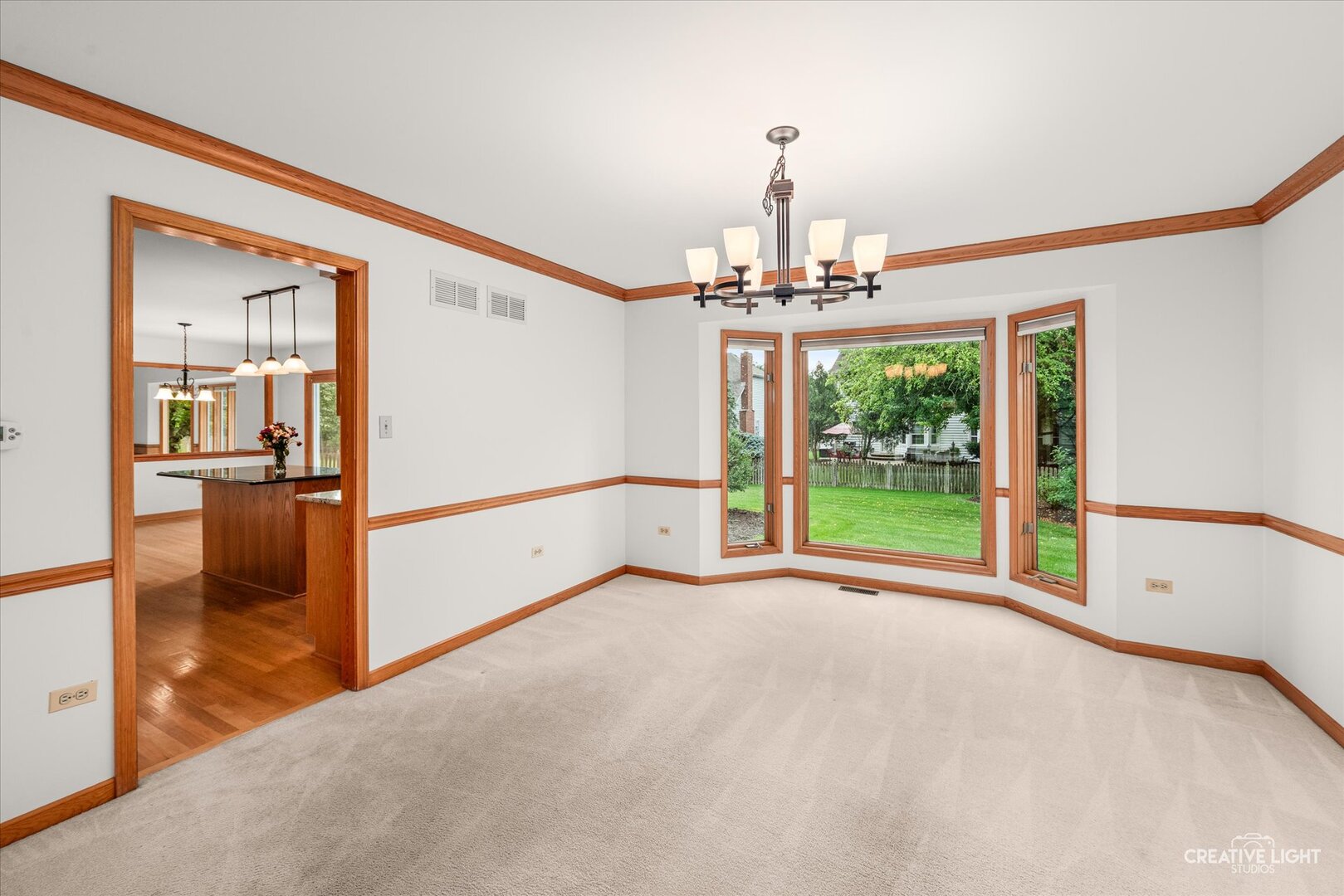 3816 Mandeville Lane