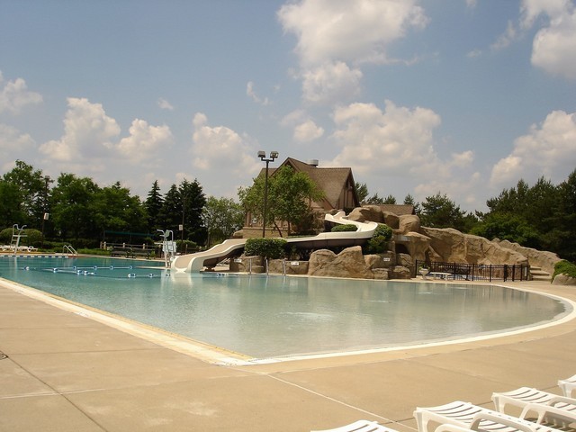 3816 Mandeville Lane
