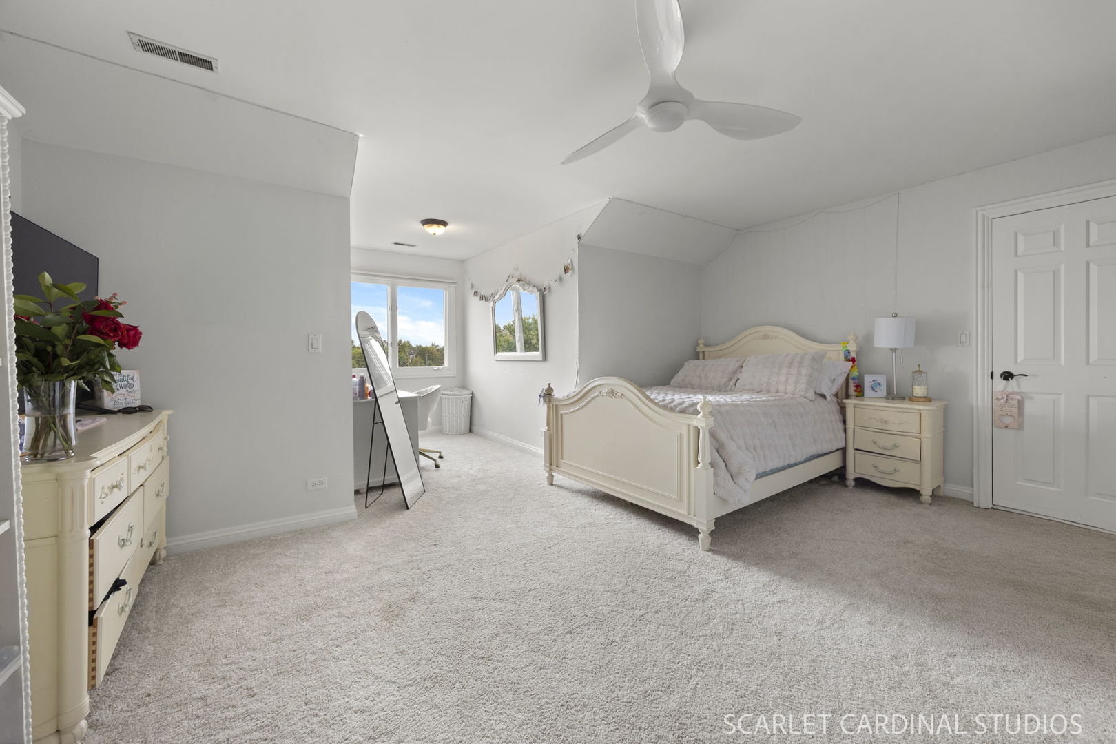 2275 Glouceston Lane